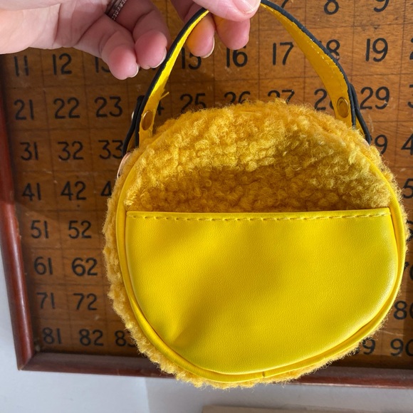 Smiley face kids bag with chain - Picture 2 of 9